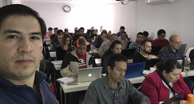 CURSO DE GOOGLE Y REDES SOCIALES A EMPRESARIOS EMPRENDEDORES EN ACAPULCO